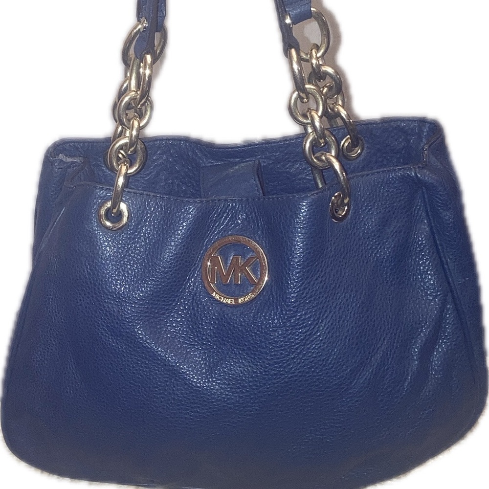 Summer Sale ! Genuine Micheal Kors Fulton Navy Blue leather  Shoulder Bag $20